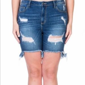 Plus size cello shorts